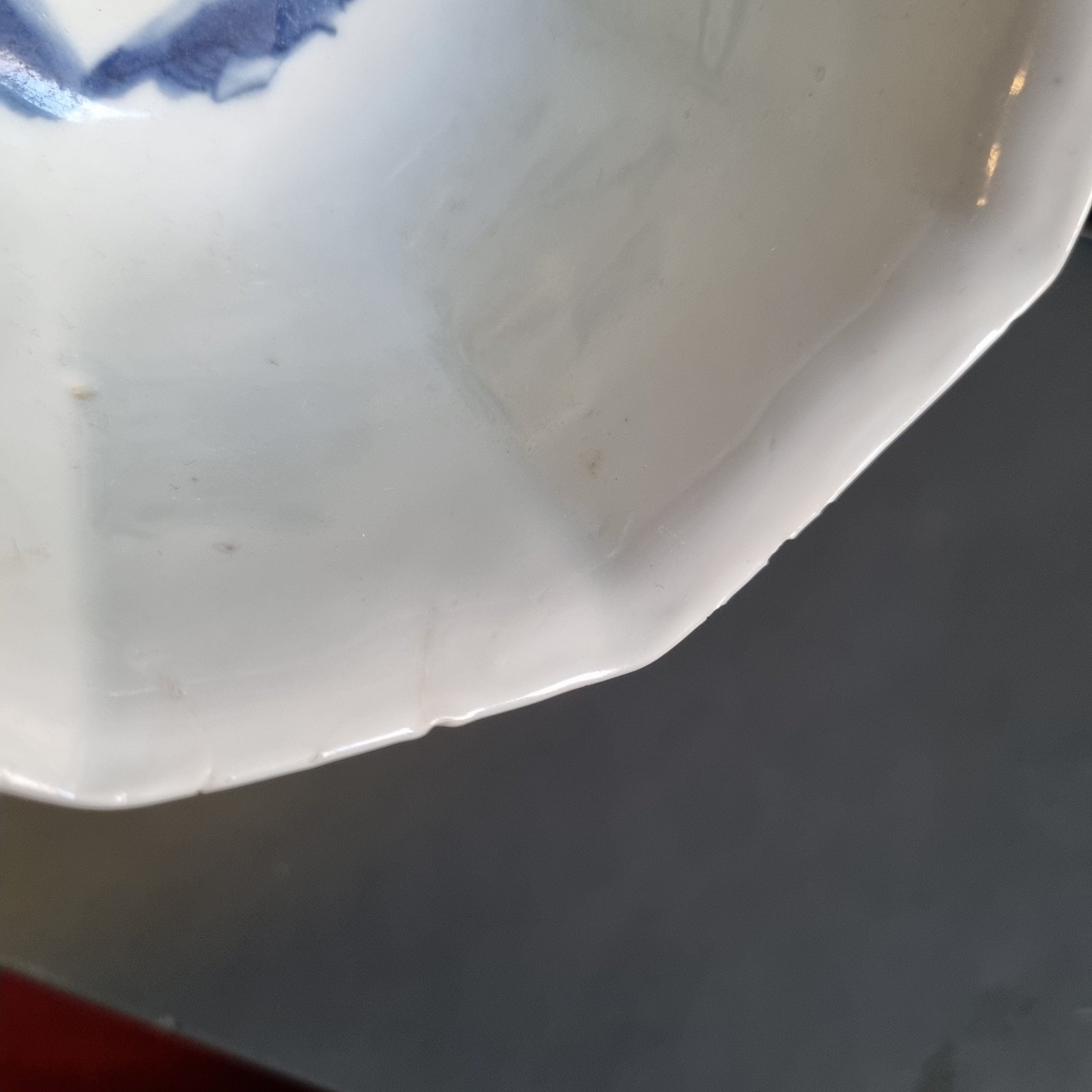 Rare 17th-century Ming Transitional bowl with landscape compartments — detail 15