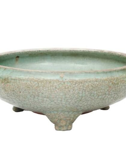 Celadon crackle tripod incense burner, Ming dynasty