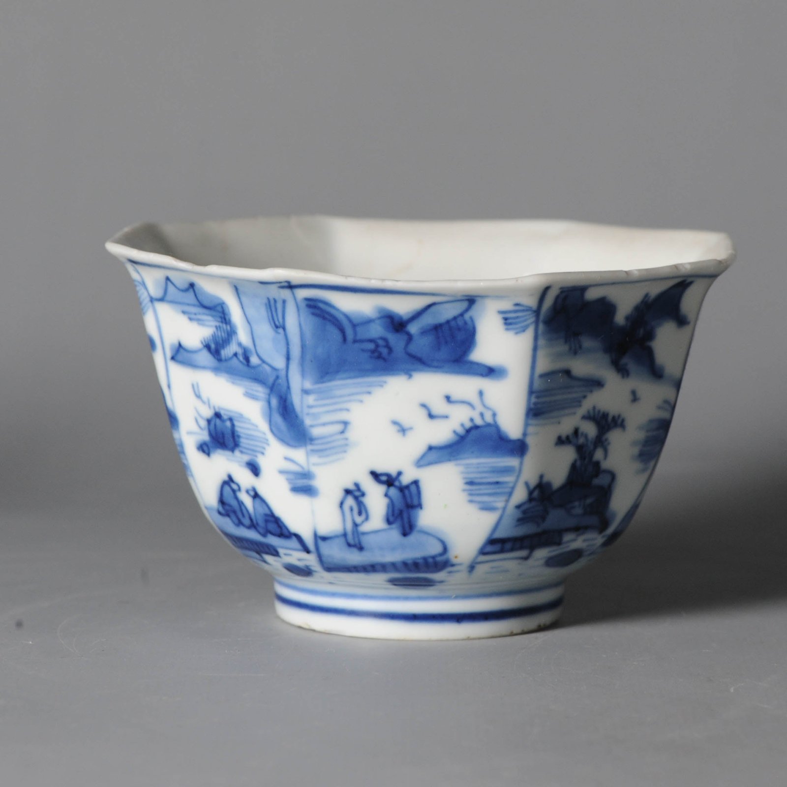 Rare 17th-century Ming Transitional bowl with landscape compartments — detail 3