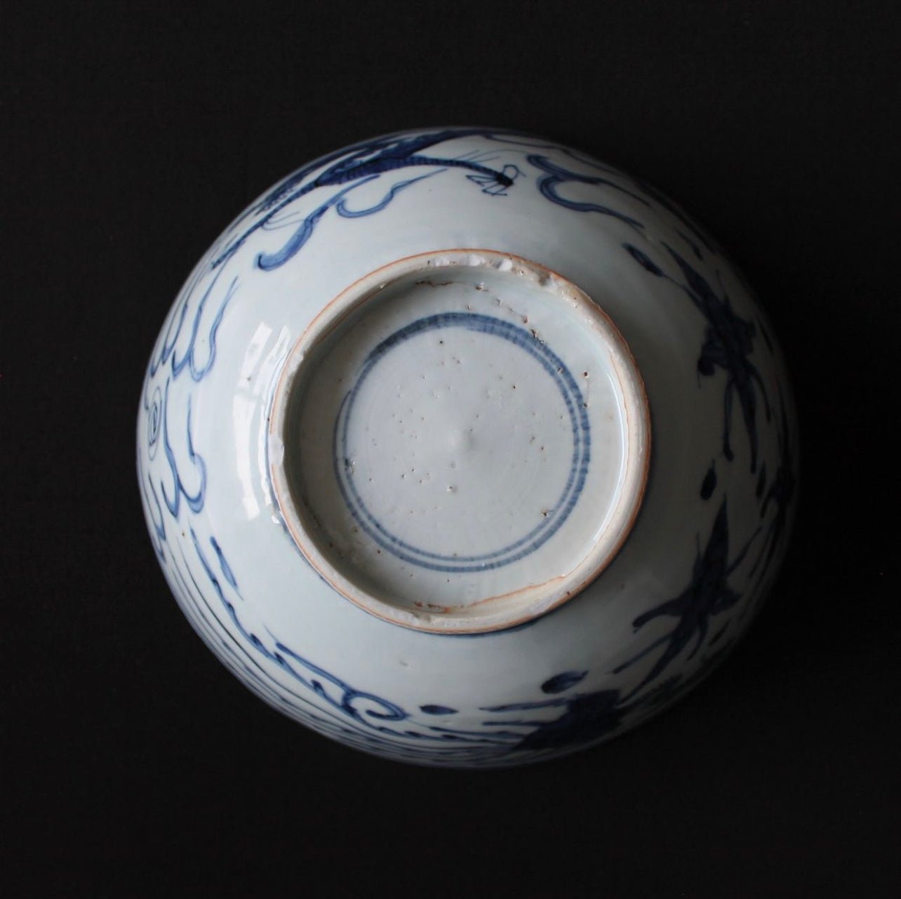 Blue and white dragon bowl, Ming dynasty, Wanli — detail 4