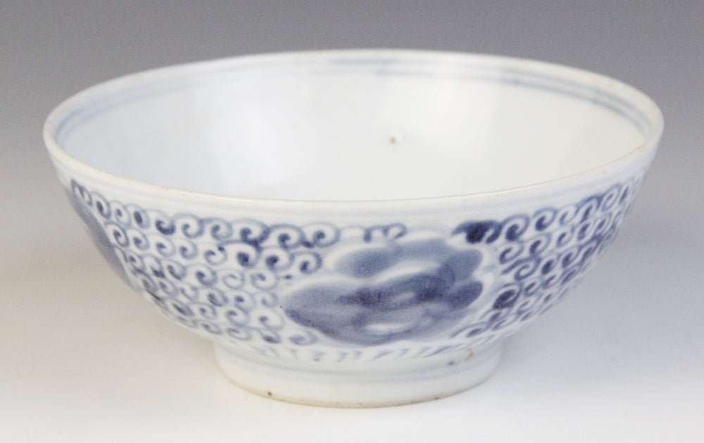 Collection of Chinese blue and white shipwreck cargo wares, Ming dynasty and later — detail 9