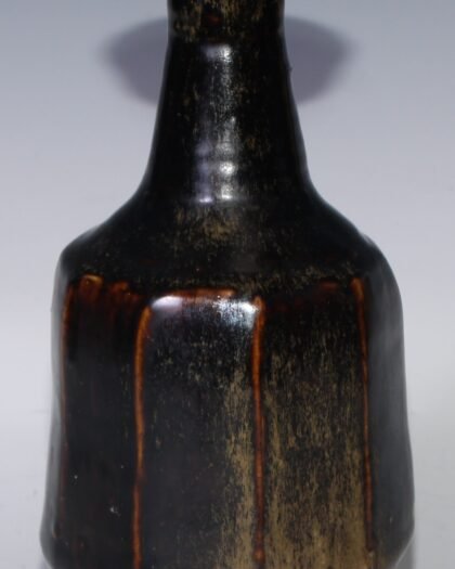 Korean panelled mallet-shaped bottle vase, mottled brown glaze