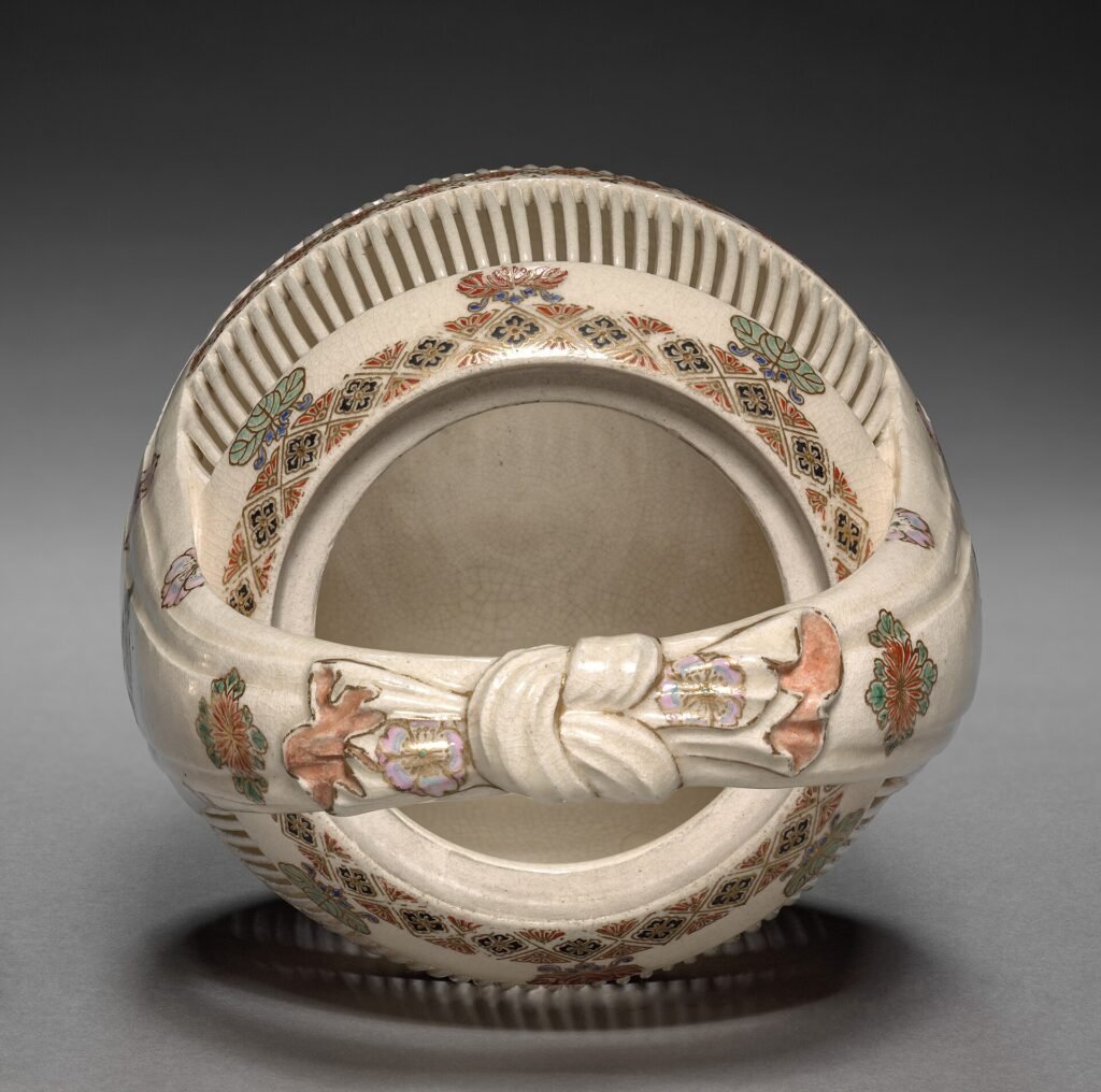 Satsuma earthenware jar, Edo period, with crackled cream glaze. Cleveland Museum of Art, accession 1918.878.