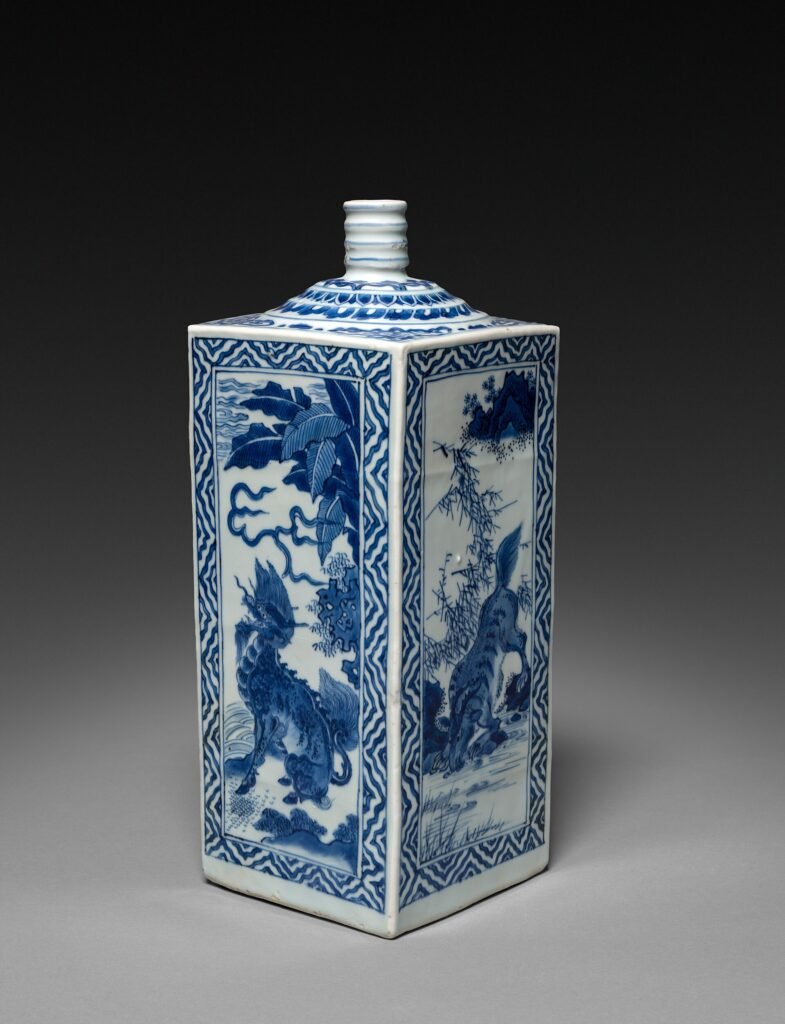 Transitional blue and white square bottle, Jingdezhen, Chongzhen or early Kangxi. Cleveland Museum of Art, accession 2018.293.